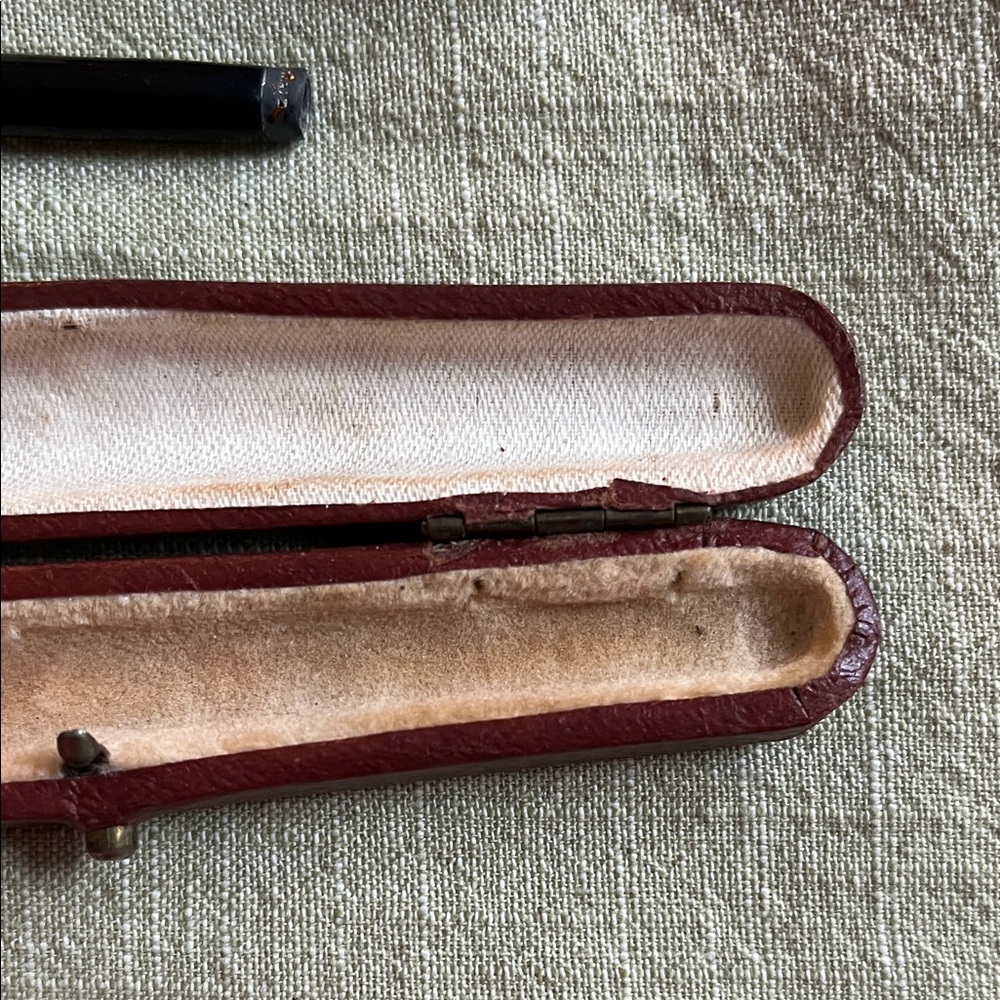 Vintage Cigarette Holder with Leather Case 1920-1930 Hand Painted Red Rose - Picture 9 of 13